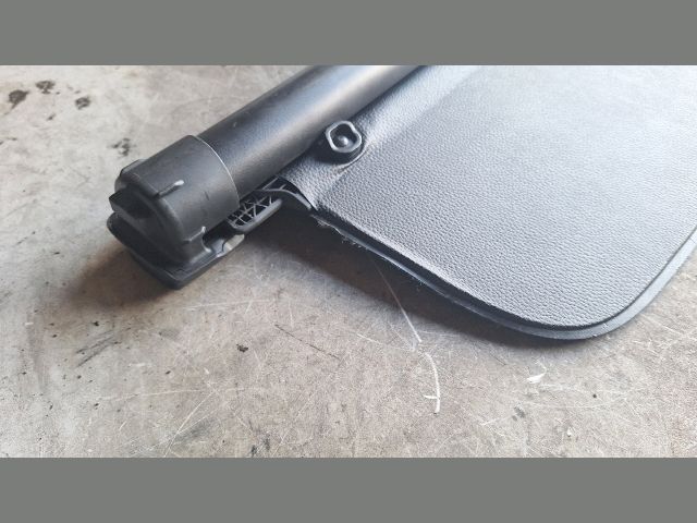 bontott VW GOLF V Csomagtér Roló