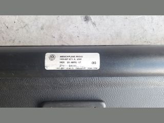 bontott VW GOLF V Csomagtér Roló