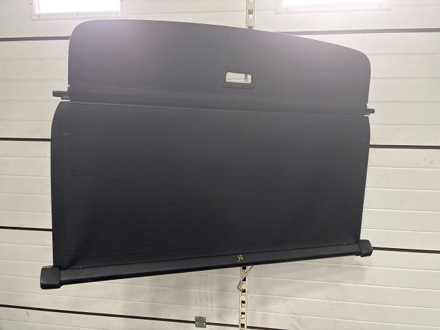 bontott VW GOLF V Csomagtér Roló