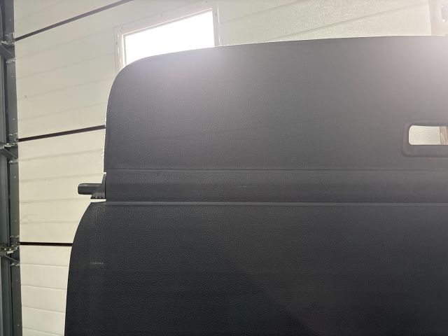 bontott VW GOLF V Csomagtér Roló