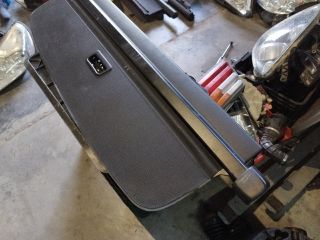 bontott VW GOLF V Csomagtér Roló