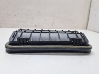 bontott VW GOLF V Csomagtér Szellőző Jobb