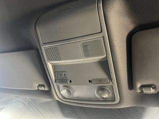 bontott VW GOLF V Csomagtérajtó Kárpit