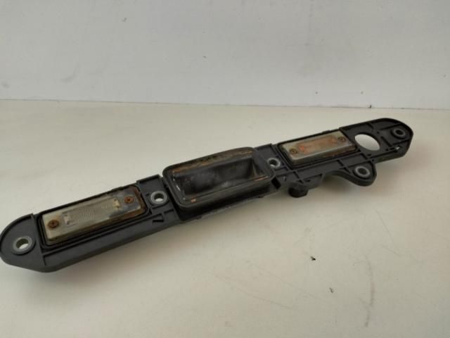 bontott VW GOLF V Csomagtérajtó Kilincs