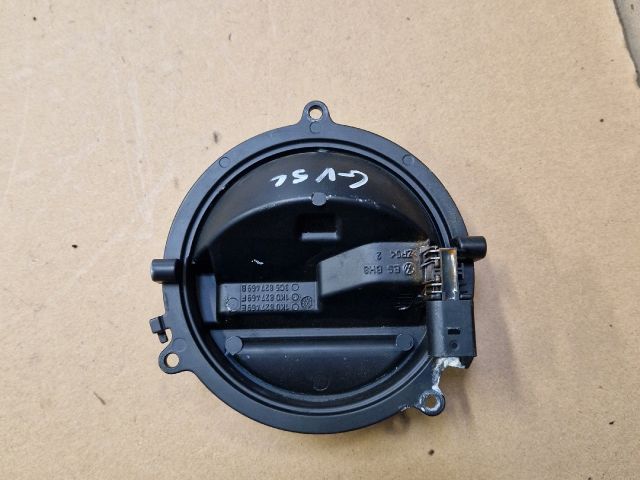 bontott VW GOLF V Csomagtérajtó Kilincs