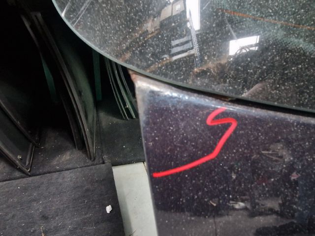 bontott VW GOLF V Csomagtérajtó (Részeivel)