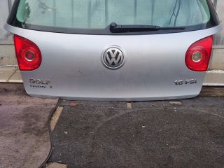 bontott VW GOLF V Csomagtérajtó (Részeivel)