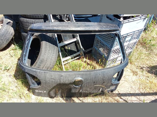 bontott VW GOLF V Csomagtérajtó (Üres lemez)