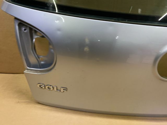 bontott VW GOLF V Csomagtérajtó (Üres lemez)