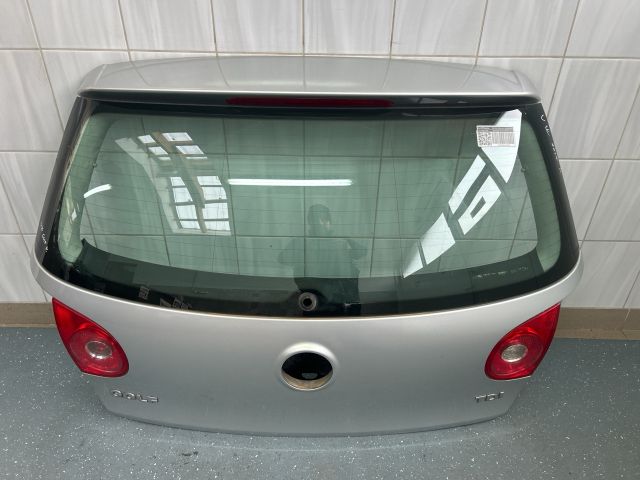 bontott VW GOLF V Csomagtérajtó (Üres lemez)