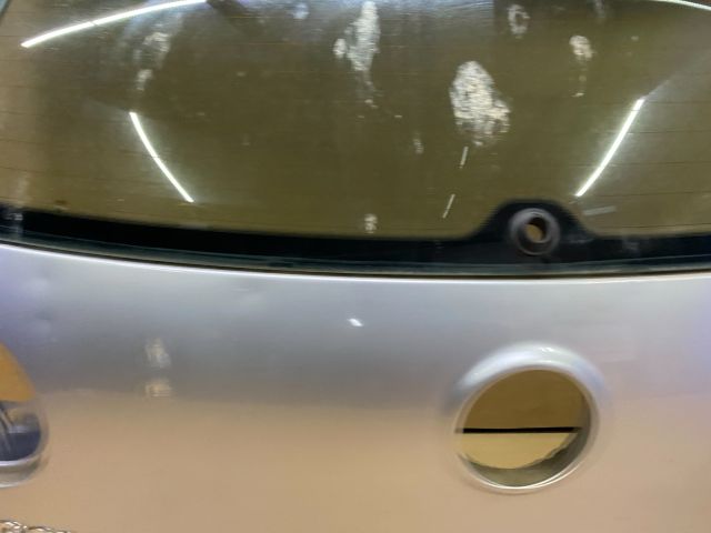 bontott VW GOLF V Csomagtérajtó (Üres lemez)