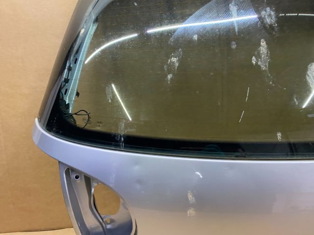 bontott VW GOLF V Csomagtérajtó (Üres lemez)