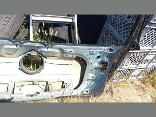 bontott VW GOLF V Csomagtérajtó (Üres lemez)