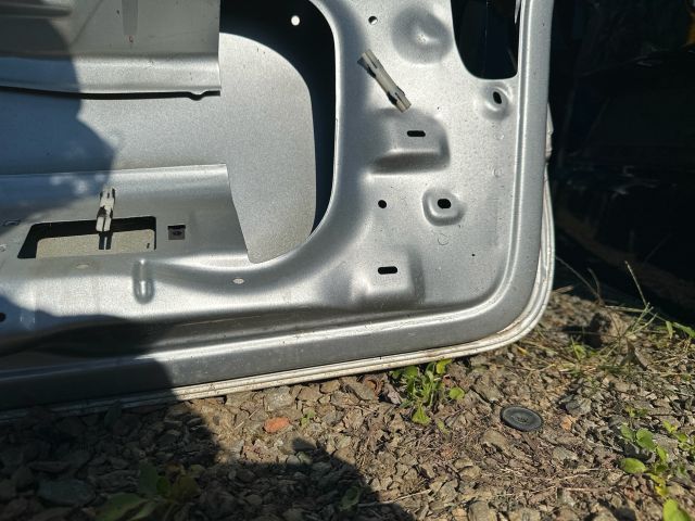 bontott VW GOLF V Csomagtérajtó (Üres lemez)