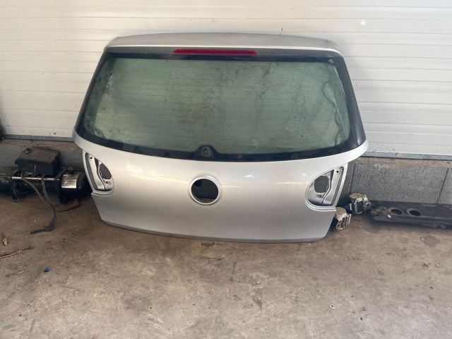 bontott VW GOLF V Csomagtérajtó (Üres lemez)