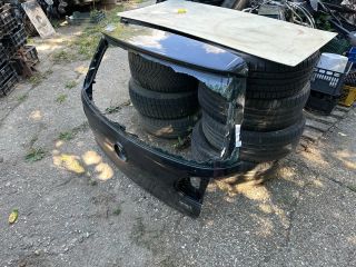 bontott VW GOLF V Csomagtérajtó (Üres lemez)