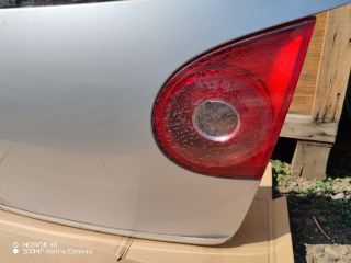 bontott VW GOLF V Csomagtérajtó (Üres lemez)