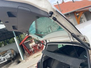 bontott VW GOLF V Csomagtérajtó (Üres lemez)