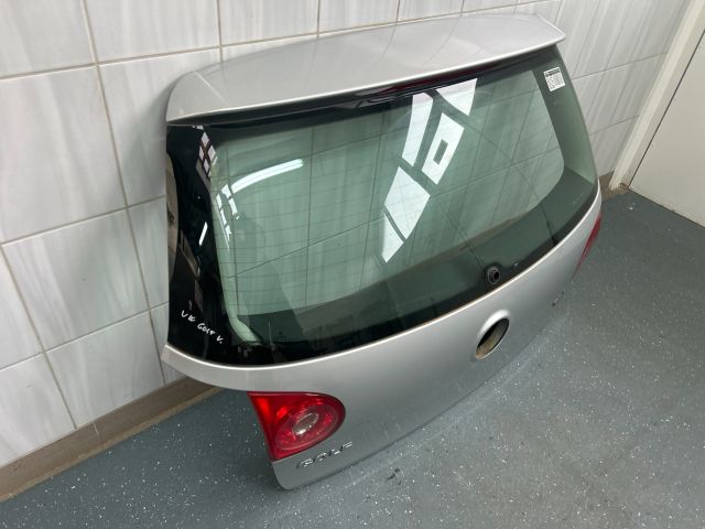 bontott VW GOLF V Csomagtérajtó (Üres lemez)