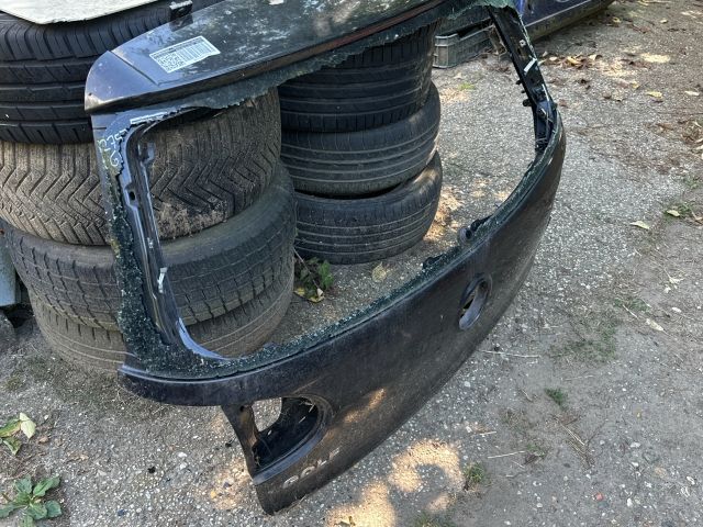 bontott VW GOLF V Csomagtérajtó (Üres lemez)