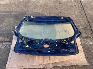 bontott VW GOLF V Csomagtérajtó (Üres lemez)