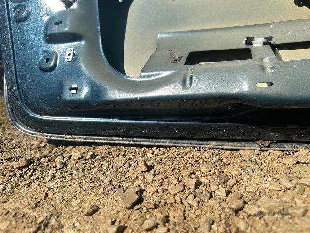 bontott VW GOLF V Csomagtérajtó (Üres lemez)