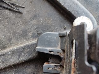 bontott VW GOLF V Csomagtérajtó Zárszerkezet