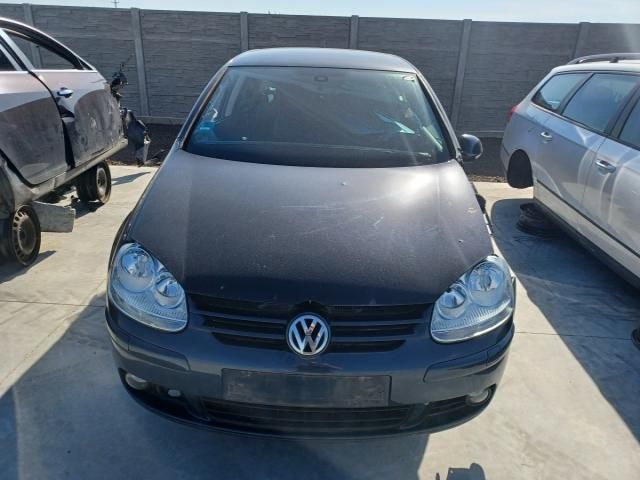 bontott VW GOLF V Csomagtérajtó Zárszerkezet