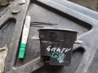 bontott VW GOLF V Csomagtérajtó Zárszerkezet