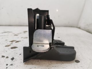 bontott VW GOLF V Csomagtérajtó Zárszerkezet