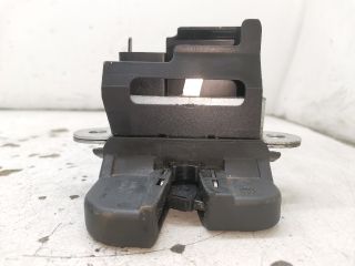 bontott VW GOLF V Csomagtérajtó Zárszerkezet