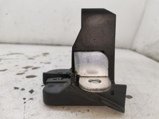 bontott VW GOLF V Csomagtérajtó Zárszerkezet