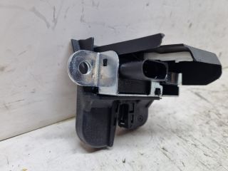 bontott VW GOLF V Csomagtérajtó Zárszerkezet