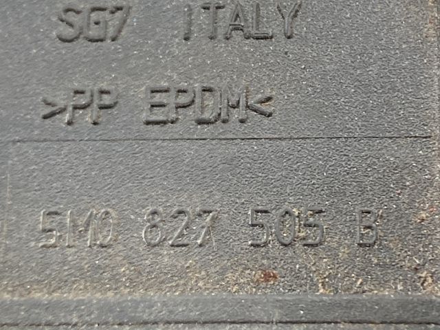 bontott VW GOLF V Csomagtérajtó Zárszerkezet