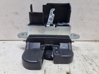 bontott VW GOLF V Csomagtérajtó Zárszerkezet