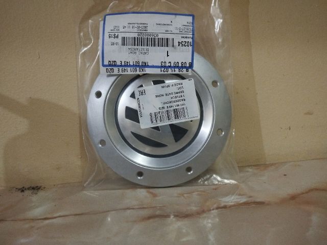 bontott VW GOLF V Dísztárcsa (1 db)