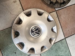 bontott VW GOLF V Dísztárcsa Pár