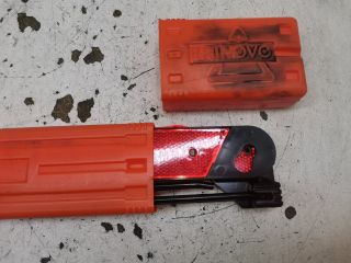 bontott VW GOLF V Elakadásjelző Háromszög