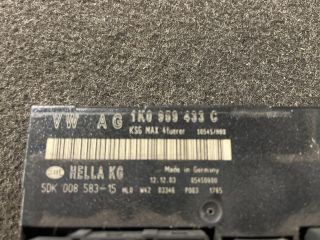 bontott VW GOLF V Elektronika (Magában)