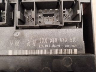 bontott VW GOLF V Elektronika (Magában)