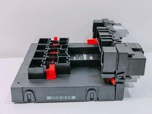 bontott VW GOLF V Elektronika (Magában)