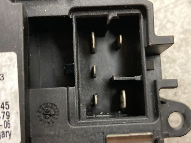 bontott VW GOLF V Előtét Ellenállás Fűtőmotor