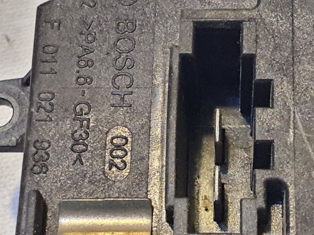 bontott VW GOLF V Előtét Ellenállás Fűtőmotor