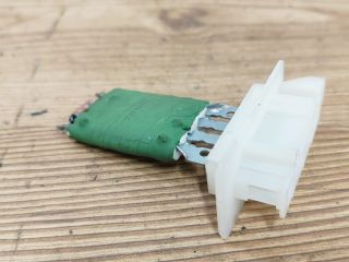 bontott VW GOLF V Előtét Ellenállás Fűtőmotor