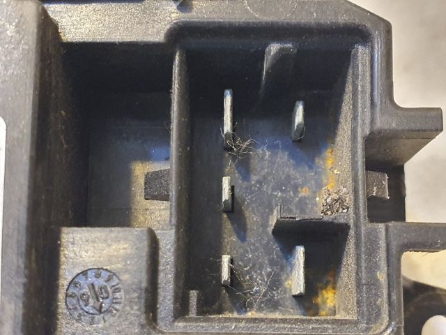 bontott VW GOLF V Előtét Ellenállás Fűtőmotor