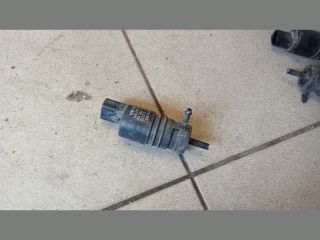 bontott VW GOLF V Első Ablakmosó Szivattyú