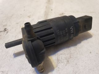 bontott VW GOLF V Első Ablakmosó Szivattyú