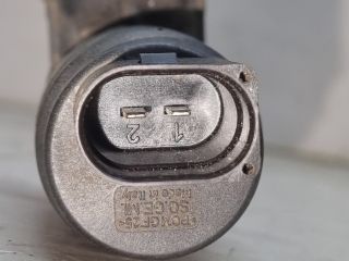 bontott VW GOLF V Első Ablakmosó Szivattyú