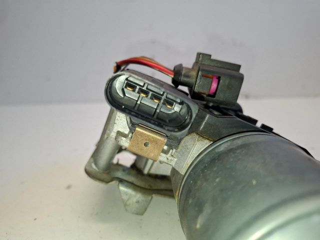 bontott VW GOLF V Első Ablaktörlő Motor