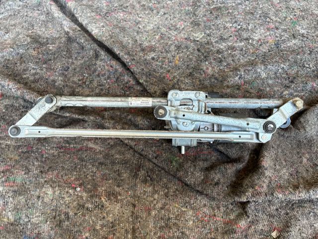 bontott VW GOLF V Első Ablaktörlő Motor